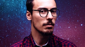 Imagem de Fábio da Silva, criador do “Universo Perpendicular”