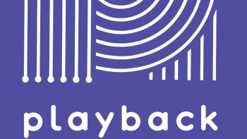 Imagem de Playback pensa a música através de uma lente crítica sistemática e progressista