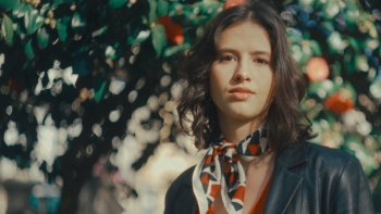 Imagem de Ana Mariano, “Enquanto Voas”