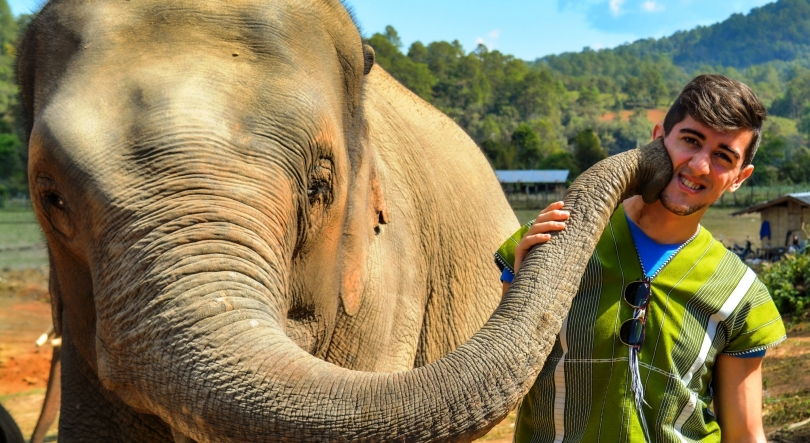 Imagem de Fábio Mendes paixão do vídeo no Luxemburgo
