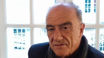 Imagem de O 25 de Abril de Alfredo Cunha no El País