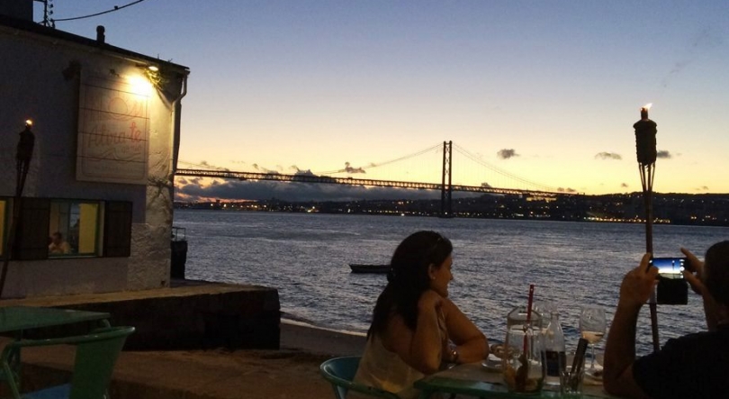 Imagem de Atira-te ao Rio!