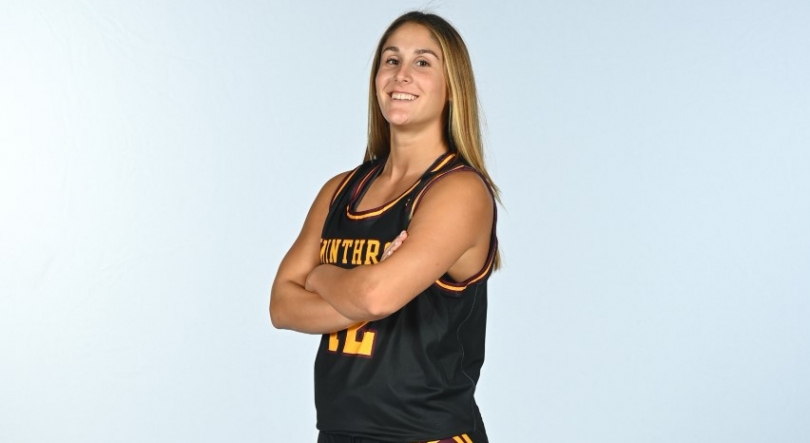 Imagem de Leonor Paisana, bioquímica e basquetebolista na Carolina do Sul