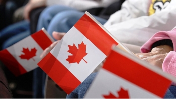 Imagem de Movimento Perpétuo: A Diáspora Portuguesa no Canadá