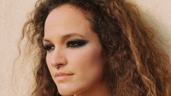 Imagem de Ela Li, “Choradeira”