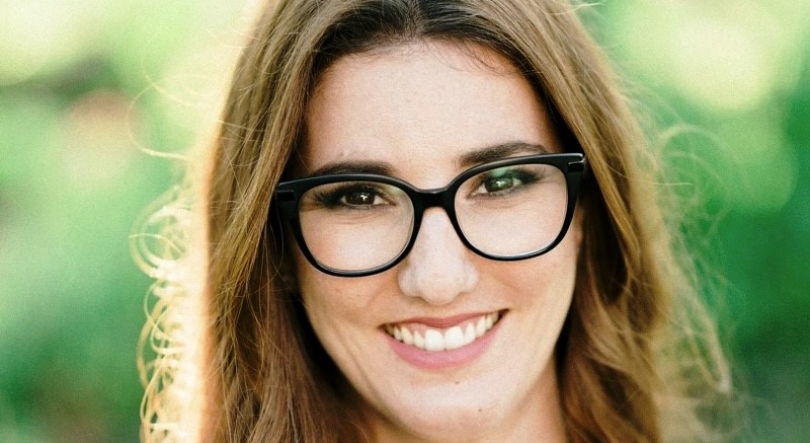 Imagem de Lígia Pina Grangeia, técnica de laboratório em Luanda