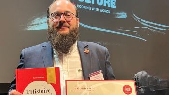 Imagem de Livro de culinária e história do luso-francês Tiago Martins premiado