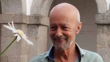 Imagem de Amílcar Vasques-Dias, De Ouvido e Coração