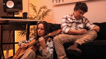 Imagem de Mariana Reis feat. João Pedro Pais, “Lado A Lado”