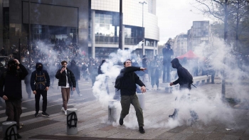 Imagem de Autarcas portugueses em França esperam que o clima de contestação no país termine