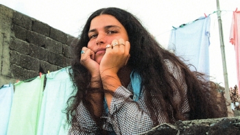 Imagem de Silly, “Coisas Fracas”