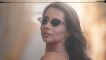 Imagem de Joana Almeirante,”Por Meu Pé”