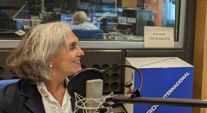 Imagem de Ensino na Suíça e Manual de Emigração