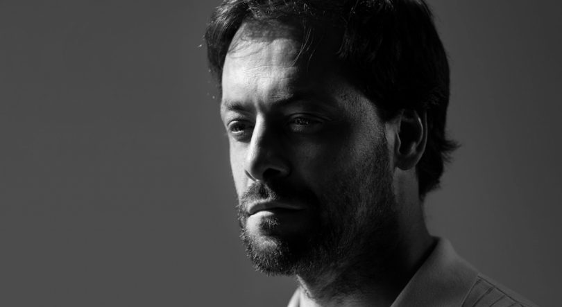 Imagem de António Zambujo, “Leva-me de Mim”