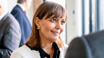 Imagem de Isabel Sebastião, coordenadora de ensino de Português em França