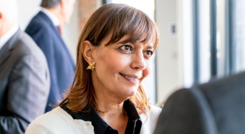 Imagem de Isabel Sebastião, coordenadora de ensino de Português em França