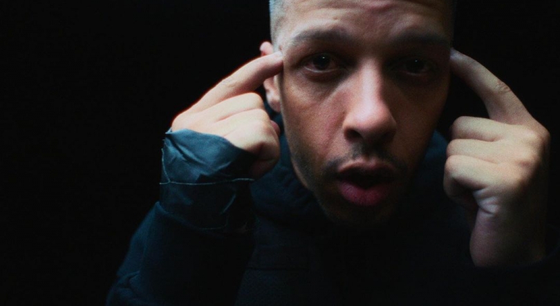 Imagem de Slow J, “Tata”