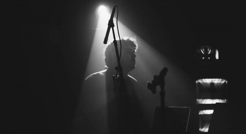 Imagem de Xtinto, “Lábios do Mar”