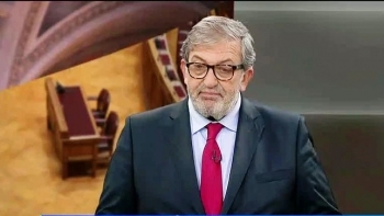 Imagem de Único deputado PSD pela emigração deixa partido