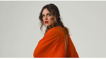 Imagem de Joana Espadinha, “Vestir A Camisola”