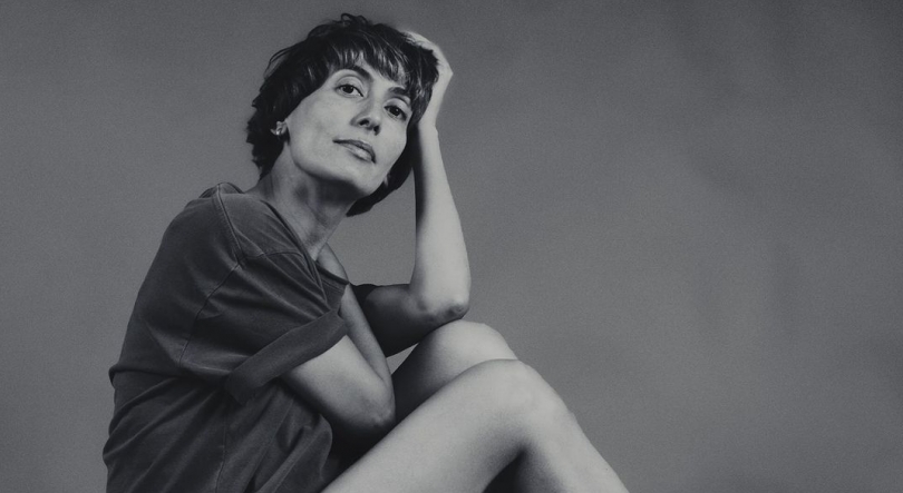 Imagem de Dela Marmy, “Espanta-me”