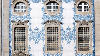 Imagem de Padrões de Portugal pelas cores, história, azulejos e arquitetura