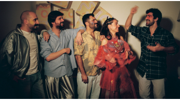 Imagem de Manila,”Domingo À Tarde”