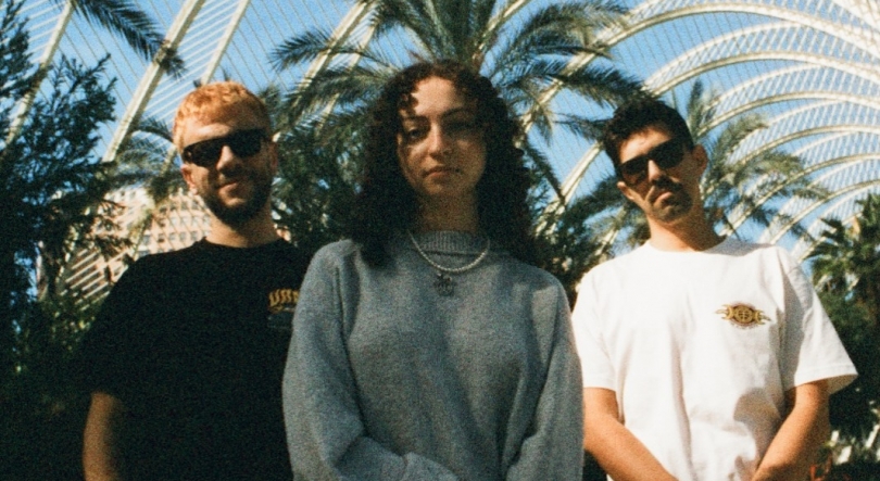 Imagem de Two-Time Winners feat. Avery Raquel, “The Days Of You And Me”