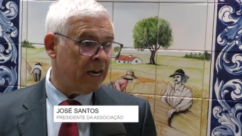 Imagem de 50 anos do 25 de abril em Saint Doulchard