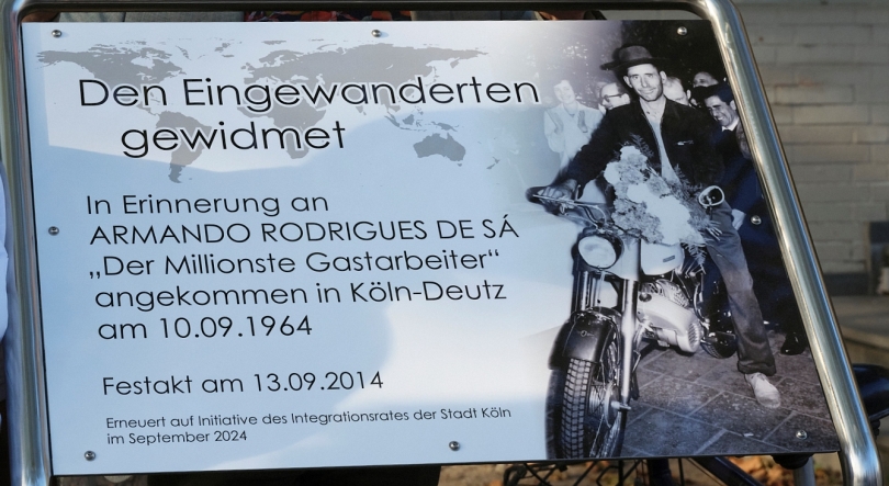 Imagem de Placa renovada em Colónia, na Alemanha