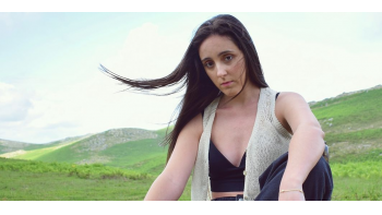 Imagem de Margarida Vasconcelos, “O Sinal Está Fraco”