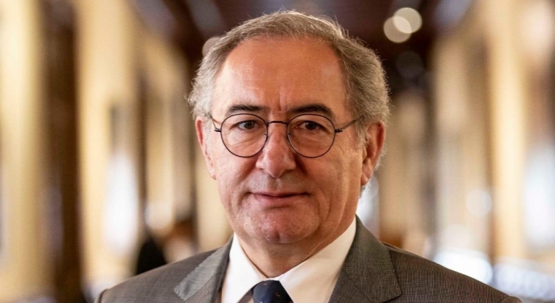 Imagem de Propina nas aulas de português no estrangeiro vai acabar