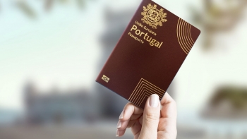 Imagem de 40 por cento dos equipamentos móveis da rede consular estão avariados