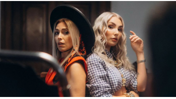 Imagem de Ana Bacalhau e Cláudia Pascoal, “Imperial É Fino”