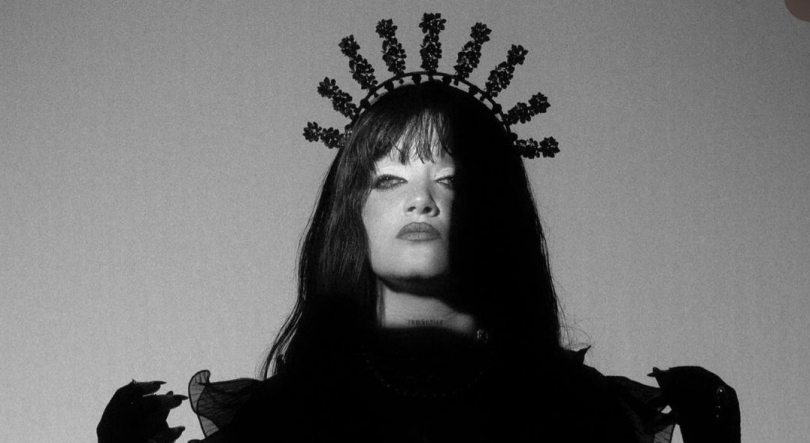 Imagem de Carolina Deslandes, “Eu Deixei”