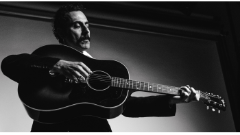 Imagem de Ray, “Only Light”