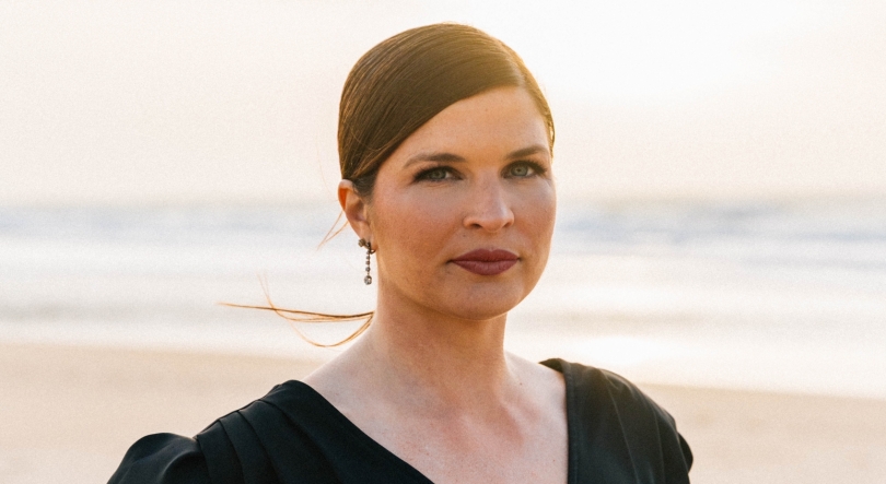 Imagem de Inês de Vasconcellos, “Mãos de Destino”