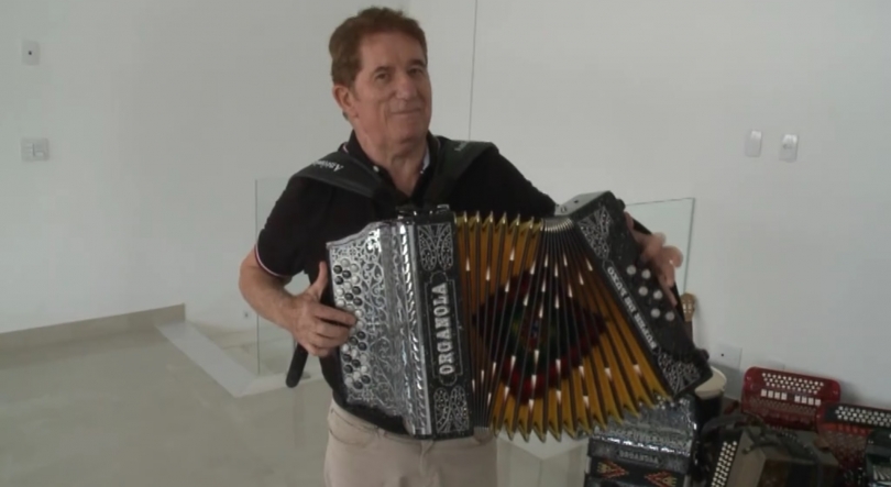 Imagem de As paixões de António Serapicos no Brasil