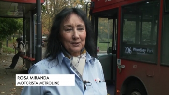 Imagem de Portugueses nos autocarros vermelhos de Londres