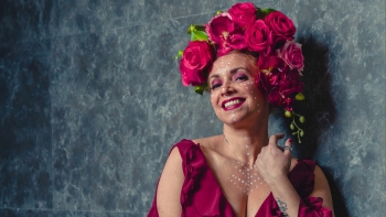 Imagem de Cantora Alex Liberalli vem ao Dia de Folga