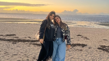 Imagem de Voltei de Lá, Maria João e Carolina Couto, China > Setúbal