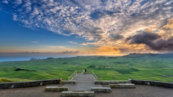 Imagem de Dezenas de famílias regressam aos Açores vindas da América