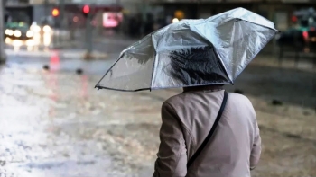 Imagem de Dia de Portugal com chuva, trovoada e granizo