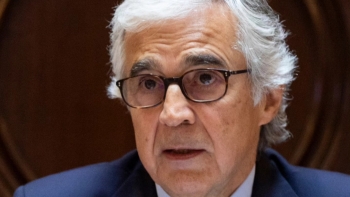 Imagem de Abstenção das comunidades portuguesas preocupa Aguiar-Branco