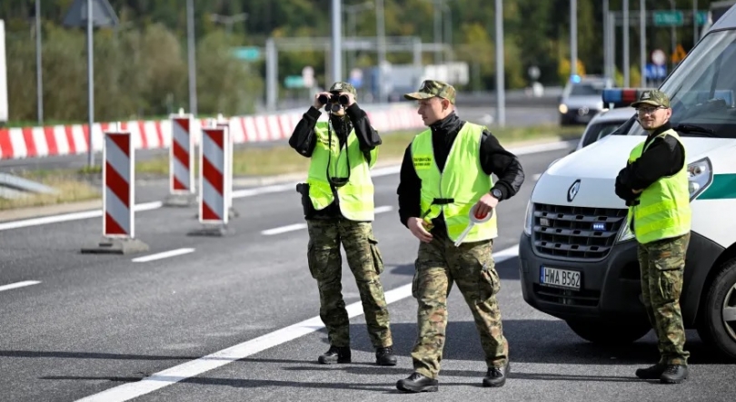 Imagem de Controlos nas fronteiras da Polónia com a Alemanha e a Lituânia