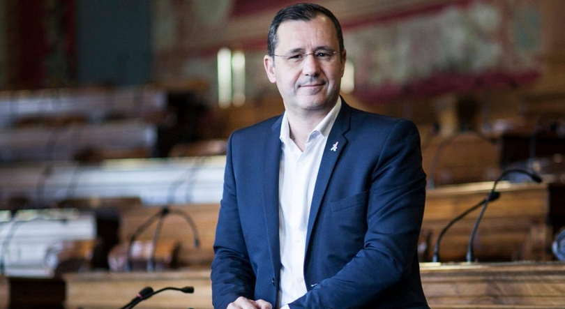 Imagem de Luso-francês autarca em Paris condenado