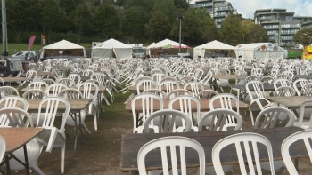 Imagem de Musica falha no Portuguese Food Festival em Jersey