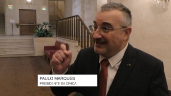 Imagem de 25 anos da “Cívica” assinalados em Paris