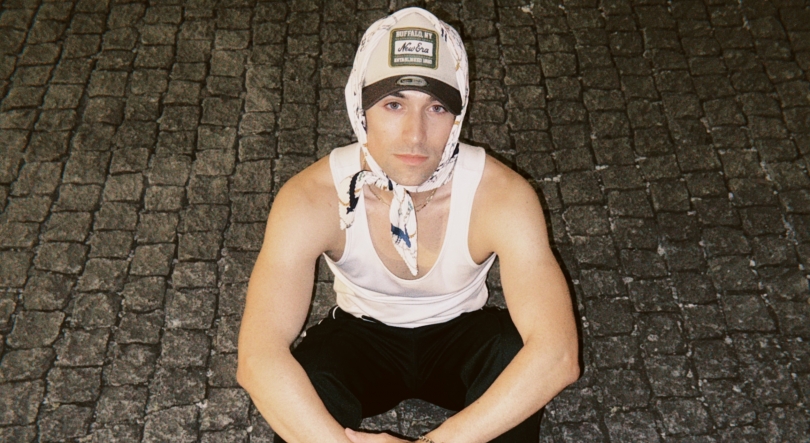 Imagem de André Seravat, “Quero Partir”