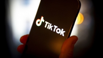 Imagem de TikTok: deputados franceses querem “recolher obrigatório digital” para jovens